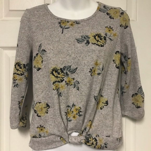 Beautees XL gray‎ knot front top yellow flowers - Picture 1 of 5